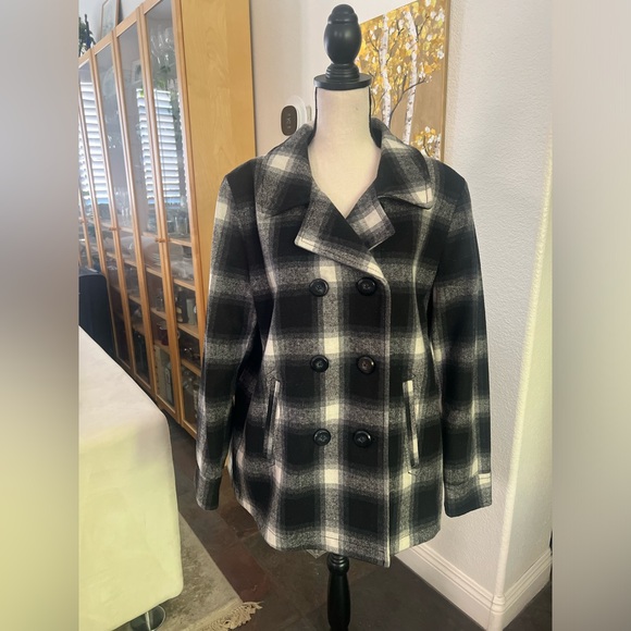 Old Navy - black, white and grey checkered double breasted coat - Picture 3 of 12